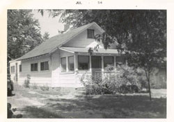 Simpson House on Sontag Rd, Castlewood