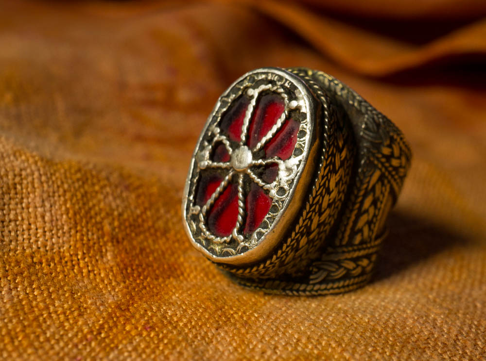 Kazakh ring